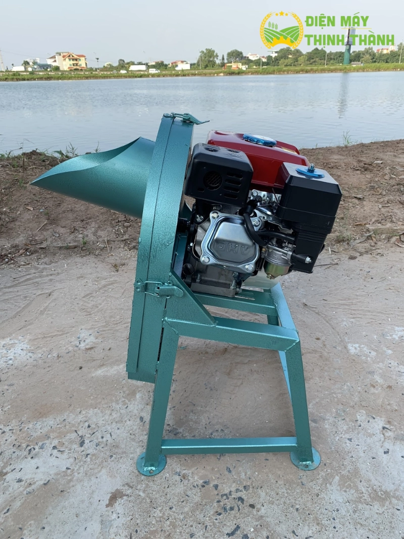 Đặc điểm nổi bật và thông số kỹ thuật của máy thái chuối mịn chạy xăng GX200